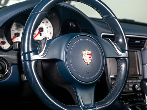 Used 2013 Porsche 911 Carrera S image 34