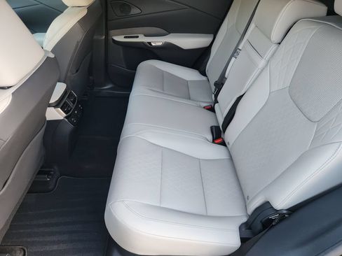 Certified 2026 Lexus RX 350 Premium Plus w/ Accessory Package (Z1) FWD image 30