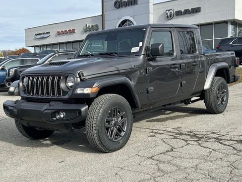 New 2026 Jeep Gladiator Sport AWD/4WD image 2