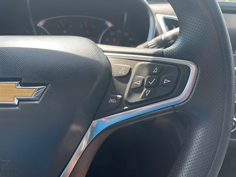 Used 2022 Chevrolet Equinox LT FWD image 20