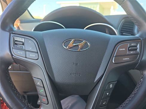 Used 2018 Hyundai Santa Fe Sport image 23