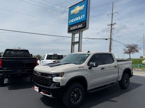 New 2026 Chevrolet Silverado 1500 ZR2 AWD/4WD image 1