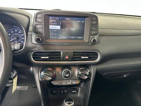 Used 2020 Hyundai Kona SE image 21