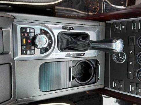 Used 2012 Land Rover Range Rover HSE image 35