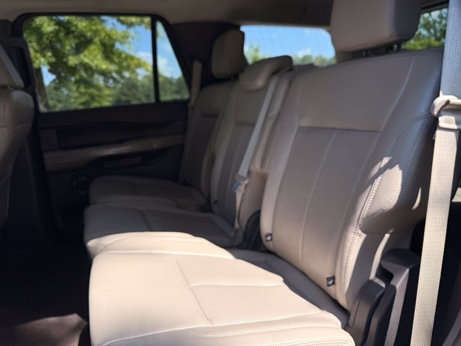 Used 2021 Ford Expedition XLT RWD image 39
