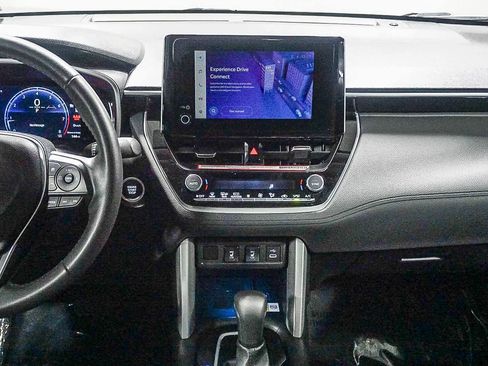 Certified 2023 Toyota Corolla Cross XLE w/ Convenience Package FWD image 15