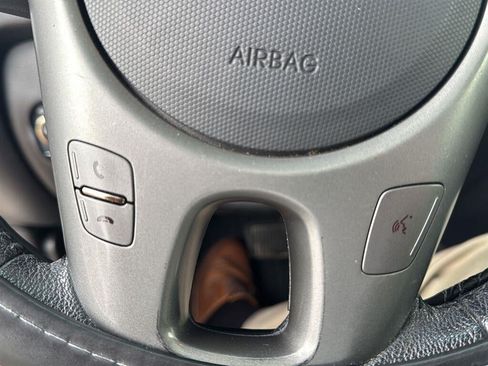 Used 2011 Kia Soul + FWD image 25