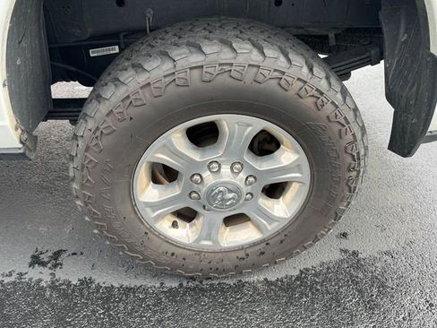 Used 2024 RAM 3500 Big Horn image 44