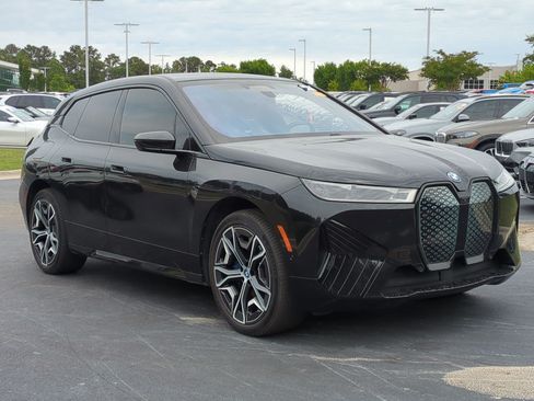 Used 2024 BMW iX xDrive50 w/ Premium Package AWD/4WD image 2