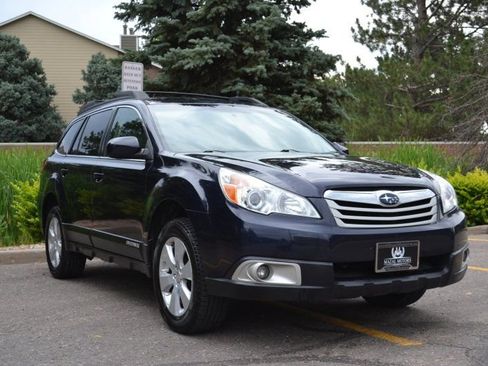 Used 2012 Subaru Outback 2.5i Premium w/ All-Weather Pkg image 7