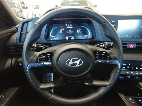 Certified 2026 Hyundai Elantra Sport FWD image 15
