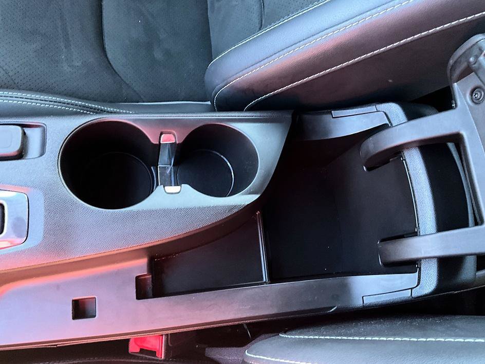 Used 2019 Chevrolet Camaro SS RWD image 25
