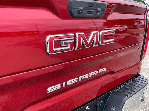 Used 2024 GMC Sierra 1500 SLT AWD/4WD image 27