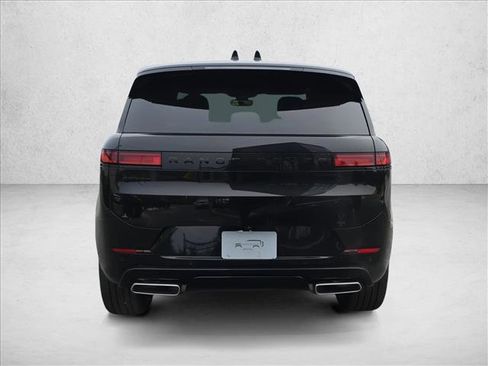 New 2026 Land Rover Range Rover Sport Dynamic SE image 6