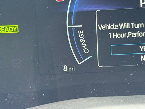 Used 2025 Toyota Camry SE image 17