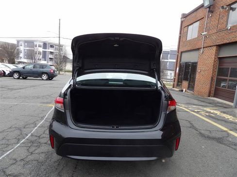 Used 2020 Toyota Corolla LE image 15