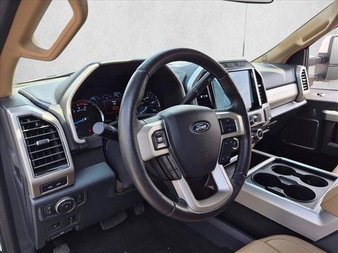 Certified 2022 Ford F250 Lariat w/ Lariat Ultimate Package AWD/4WD image 15