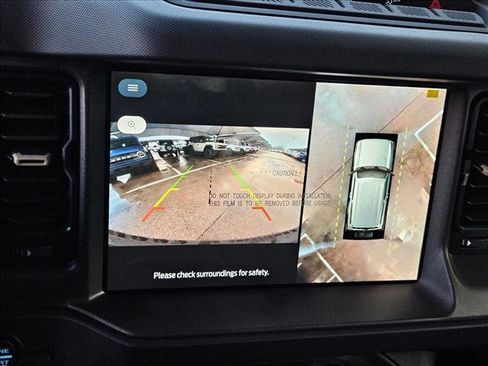 New 2026 Ford Bronco Badlands image 18