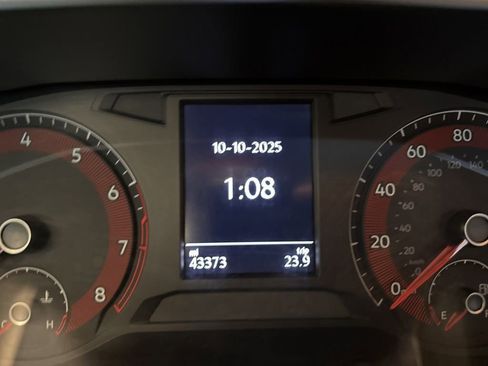 Used 2021 Volkswagen Jetta R-Line image 24