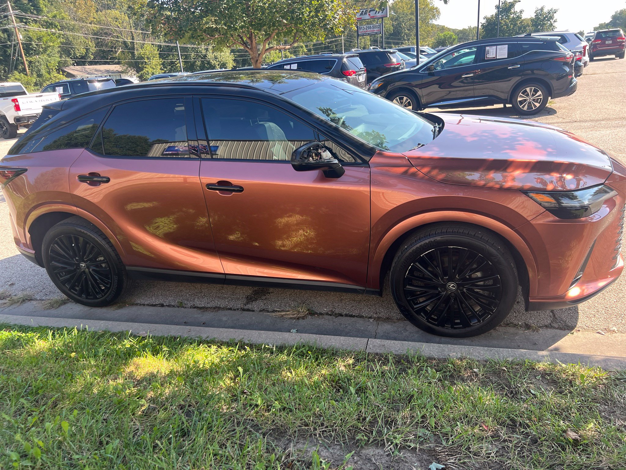 Used 2023 Lexus RX 350 FWD w/ Accessory Package (Z1) image 4