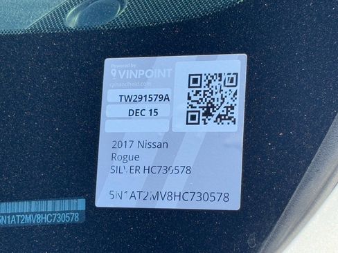 Used 2017 Nissan Rogue SL w/ SL Premium Package image 30