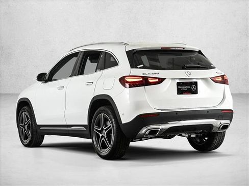 New 2026 Mercedes-Benz GLA 250 4MATIC image 8