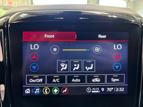 Used 2023 Chevrolet Traverse LT AWD/4WD image 22