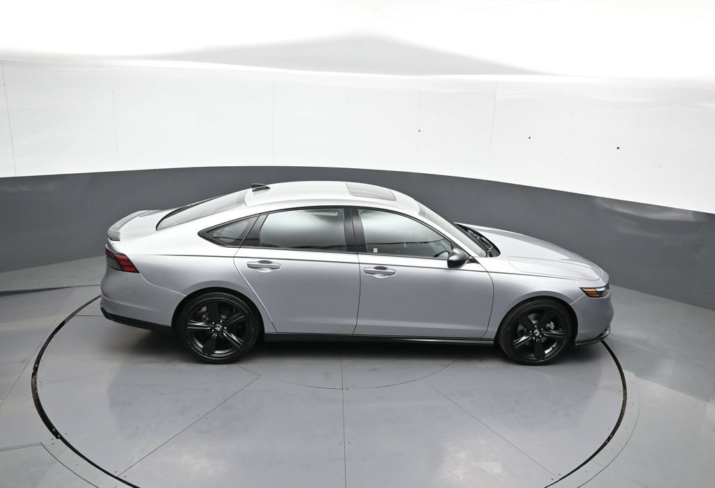 Used 2024 Honda Accord Sport image 36