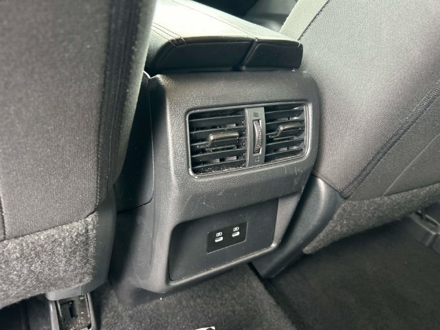 Certified 2025 Nissan Rogue SV AWD/4WD image 18