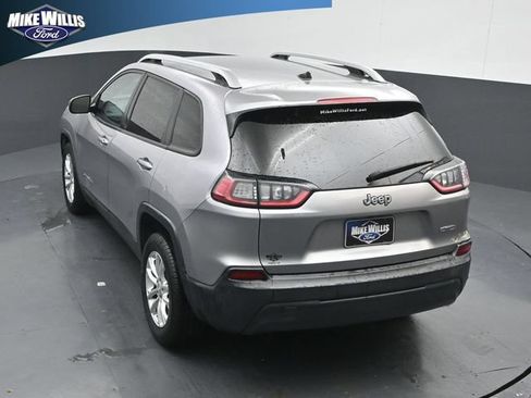 Used 2020 Jeep Cherokee Latitude FWD image 13