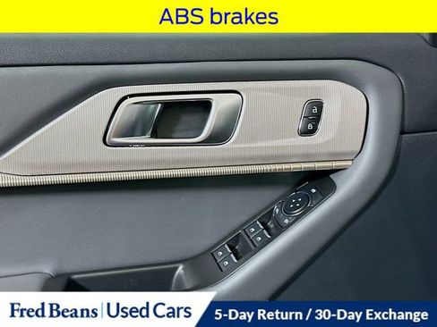 Certified 2025 Ford Explorer Active image 23