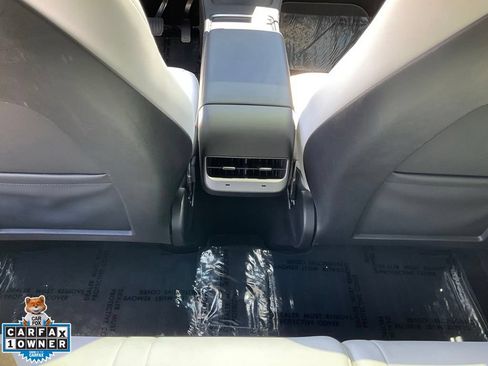 Used 2023 Tesla Model Y Long Range AWD/4WD image 42