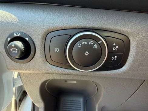 Used 2020 Ford Transit 150 XLT AWD/4WD image 16