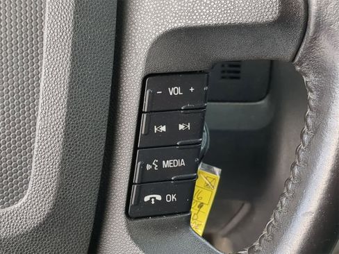 Used 2009 Ford Escape XLT image 24