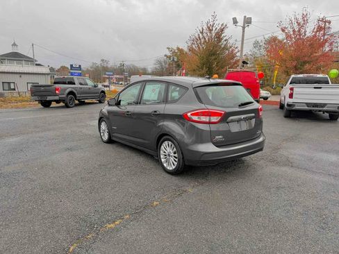Used 2017 Ford C-MAX SE image 5