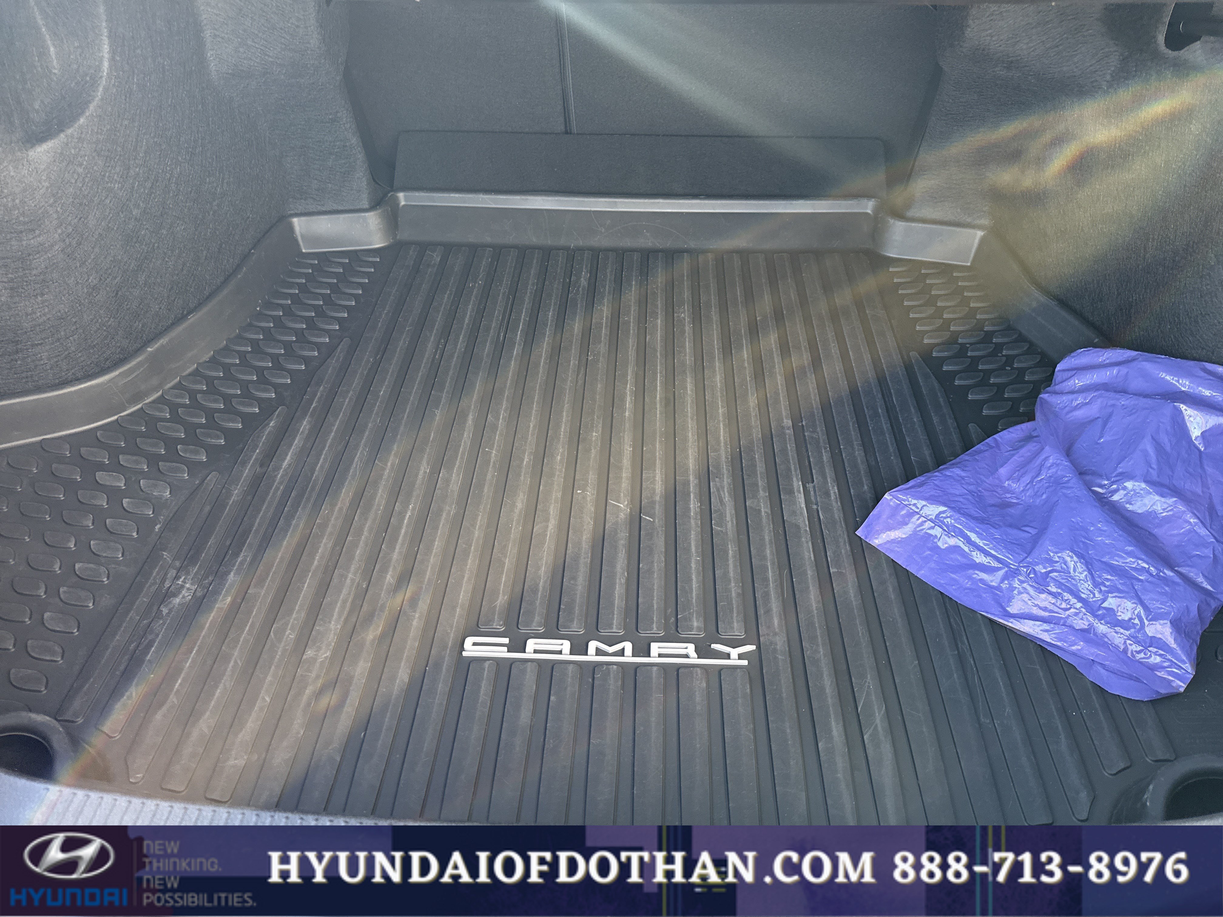 Used 2025 Toyota Camry LE w/ Convenience Package FWD image 13