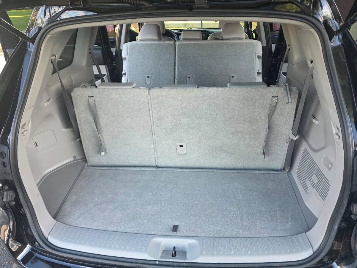 Used 2016 Toyota Highlander LE FWD image 34