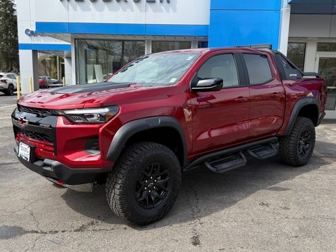 New 2026 Chevrolet Colorado ZR2 w/ Midnight Edition AWD/4WD image 1