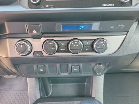 Used 2023 Toyota Tacoma SR AWD/4WD image 11