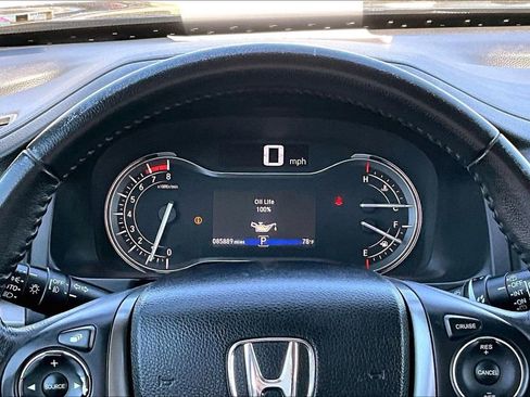 Used 2017 Honda Pilot EX-L image 13