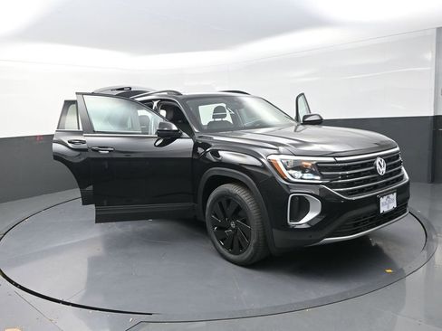 New 2026 Volkswagen Atlas SE AWD/4WD image 29