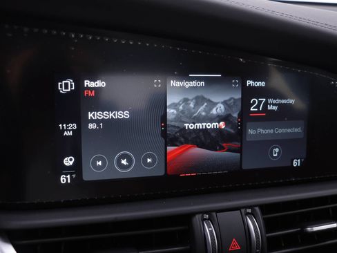 New 2026 Alfa Romeo Giulia AWD image 11