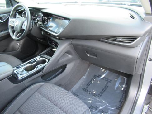 Used 2021 Buick Envision Preferred FWD image 11
