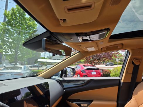 New 2026 Lexus NX 350h FWD w/ Premium image 17