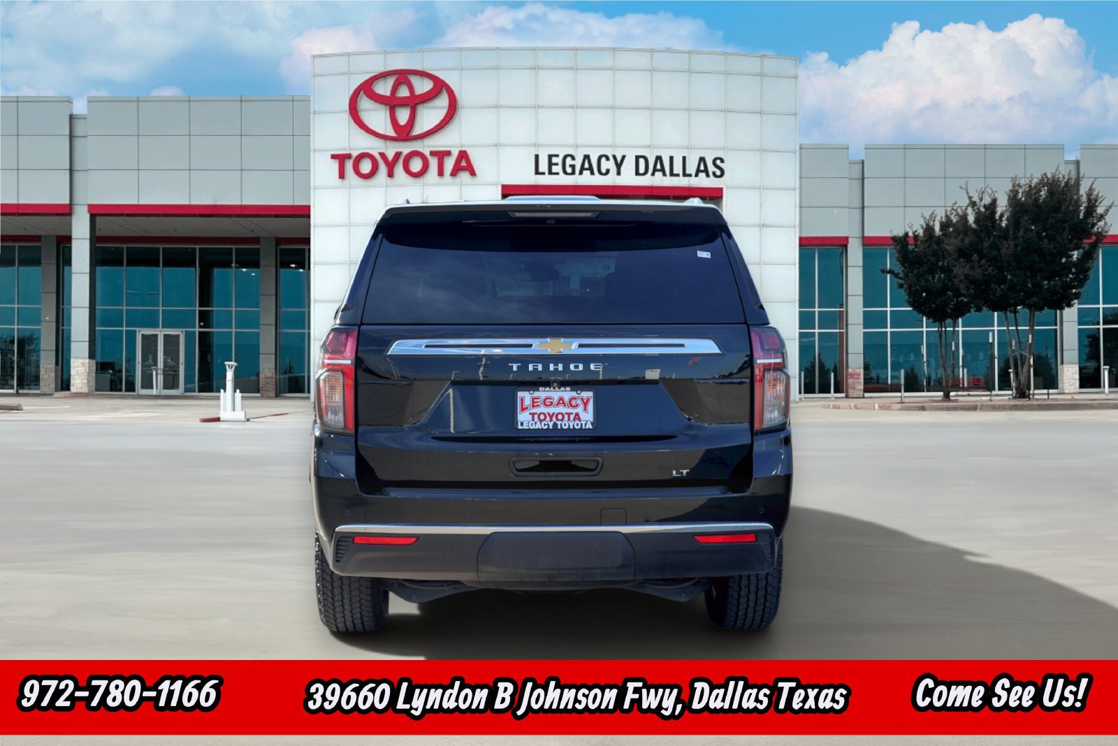 Used 2024 Chevrolet Tahoe LT RWD image 9