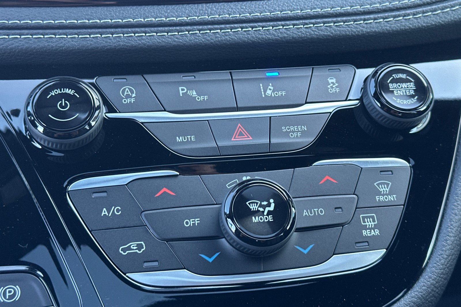 New 2026 Chrysler Pacifica Select w/ S Appearance Package FWD image 21