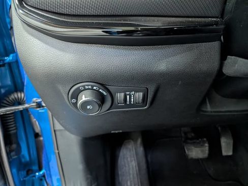 Used 2026 Jeep Compass Limited AWD/4WD image 19