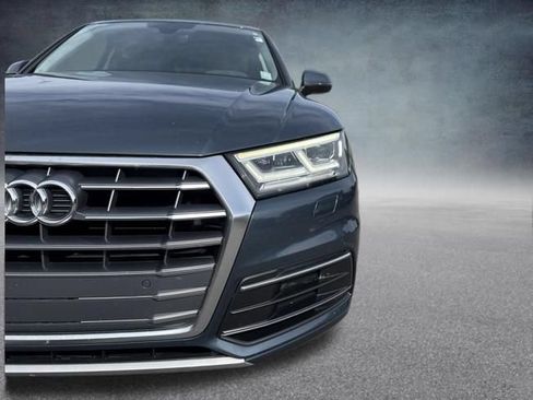 Used 2018 Audi Q5 2.0T Premium Plus w/ Premium Plus Package AWD/4WD image 10