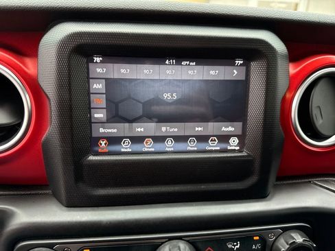 Used 2020 Jeep Wrangler Unlimited Rubicon image 18