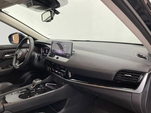 Used 2024 Nissan Rogue SL image 35